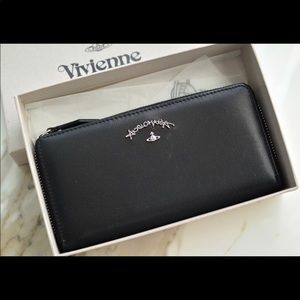 💯Authentic Vivienne-Westwood zip round walls